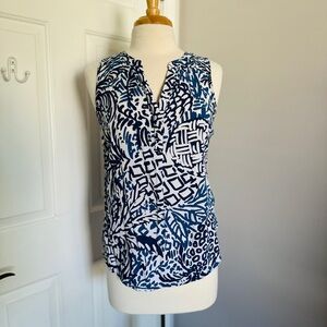 Lilly Pulitzer Stacey Sleeveless Blue and White Top | Size Small